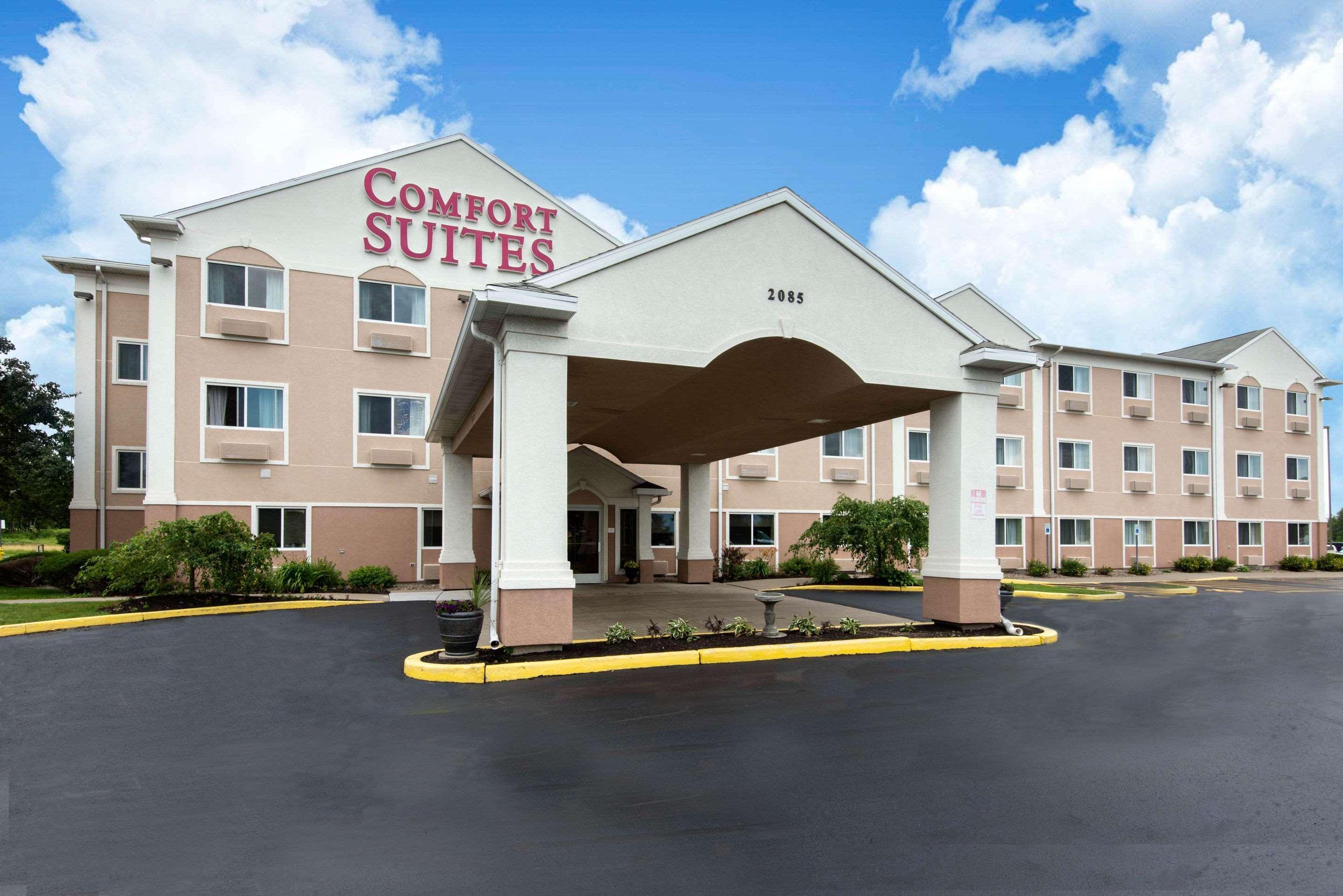 Comfort Suites Rochester Henrietta University Area מראה חיצוני תמונה