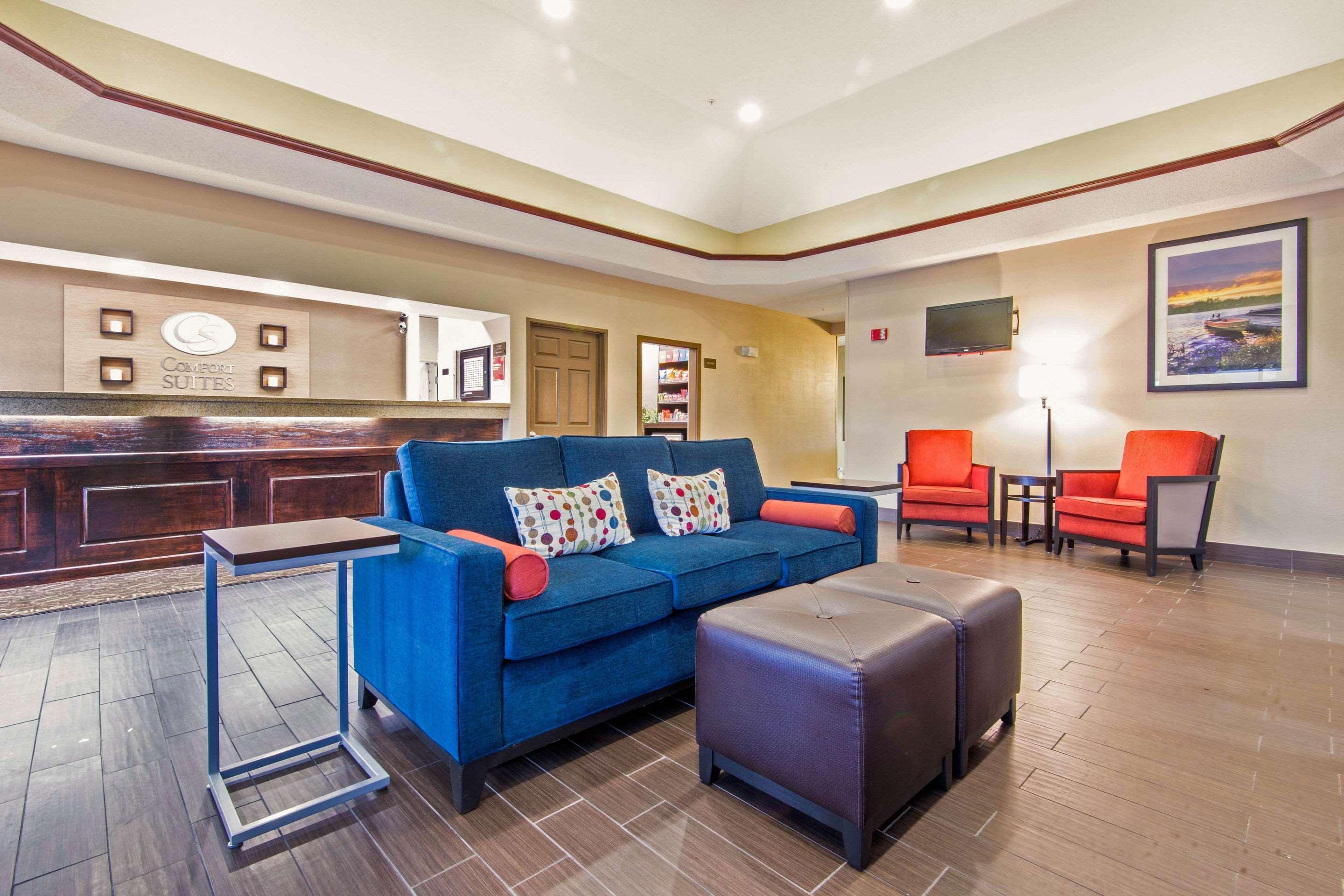 Comfort Suites Rochester Henrietta University Area מראה חיצוני תמונה