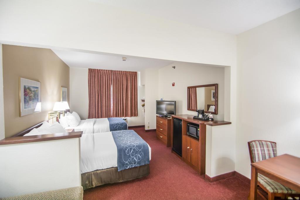 Comfort Suites Rochester Henrietta University Area מראה חיצוני תמונה